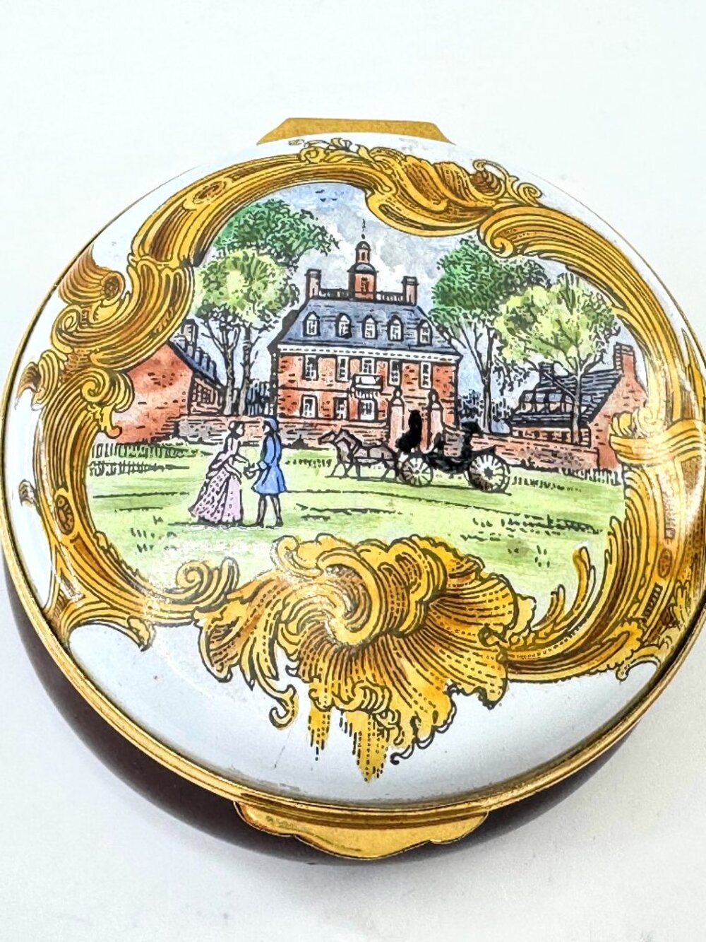 Vintage Colonial Williamsburg Governor’s Palace hinged Trinket Box 2 1/2" A929